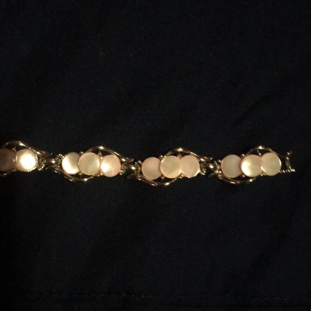 Marhill Mother of Pearl Vintage Gold Tone Bracelet